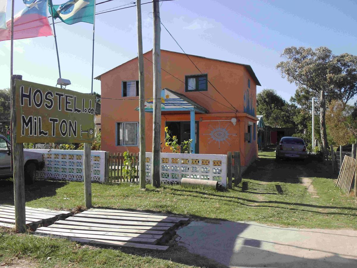 Hostel Lo de Milton Barra de Valizas Esterno foto